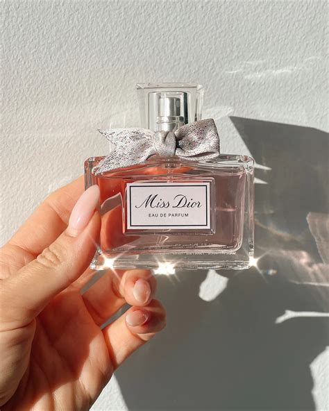 Miss Dior original perfume reviews